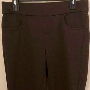 Lee Styleup brand dress slacks pull on elastic very comfortable